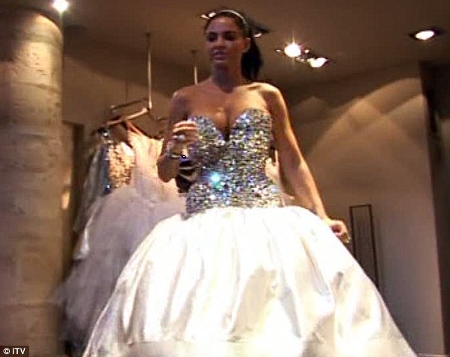  wedding dress and ended up leaving with a diamondencrusted gown